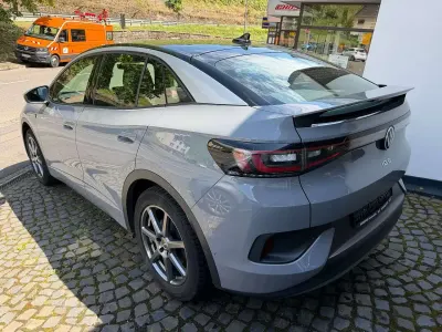 Gebraucht VW ID.5 Pro Performance 150 kW (204 PS) 2022 Mondsteingrau SUV