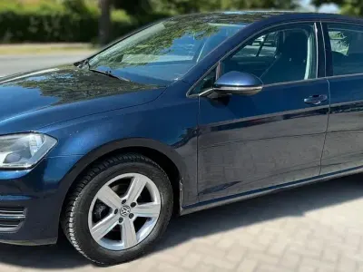 Gebraucht VW Golf VII Comfortline 86 PS (63 kW) 2014 Blau Limousine
