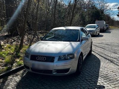 Gebraucht Audi A3 Ambiente 104 PS (76 kW) 2004 Silber Kleinwagen