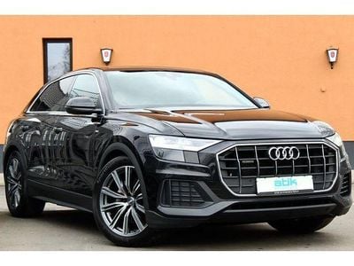 Second-hand Audi Q8 S-Line 286 CP (210 kW) 2020 Negru SUV