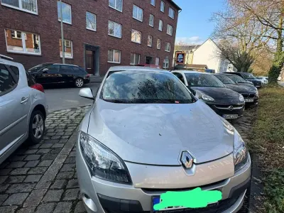 Używany Renault Mégane 110 KM (80 kW) 2009 Szary Sedan/Limuzyna