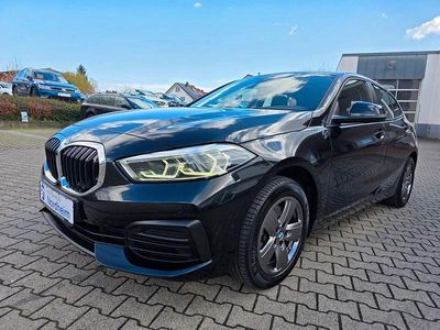 Gebraucht BMW 118 Advantage 136 PS (100 kW) 2023 Saphirschwarz Kleinwagen