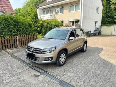 Beige Gebraucht 2012 VW Tiguan SUV | 11.200 € (Fairer Preis)