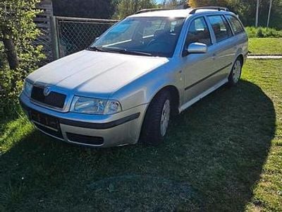 Brugt Skoda Octavia 90 HK (66 kW) 2000 Sølv Stationcar