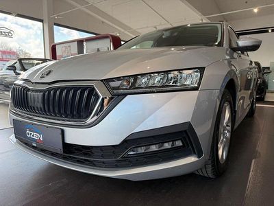 Second-hand Skoda Octavia Active 116 CP (85 kW) 2022 Argintiu Break