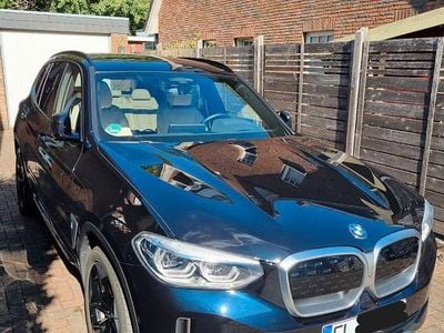 Gebraucht BMW iX3 Impressive 210 kW (286 PS) 2021 Schwarz SUV