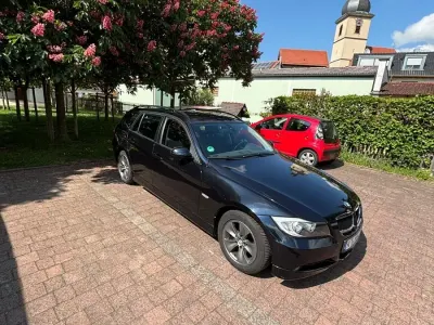 Gebraucht BMW 318 143 PS (105 kW) 2008 Blau Kombi
