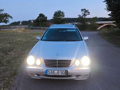 Mercedes E270