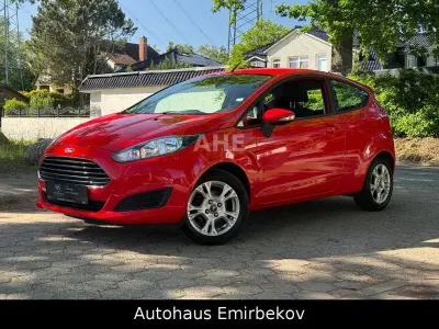 Gebraucht Ford Fiesta SYNC Edition 65 PS (47 kW) 2013 Rot Kleinwagen