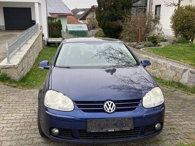 Usata VW Golf V 105 CV (77 kW) 2007 Blu Berlina