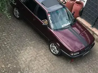 Gebraucht Audi 80 133 PS (97 kW) 1993 Rot Limousine