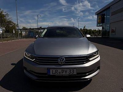 Używany VW Passat Highline 150 KM (110 kW) 2018 Srebrny Kombi