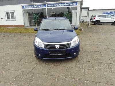 Gebraucht Dacia Sandero Lauréate 87 PS (63 kW) 2009 Blau Kleinwagen