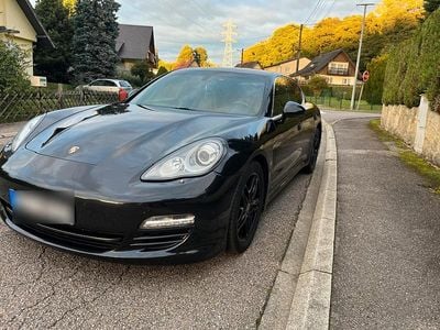Porsche Panamera 4S
