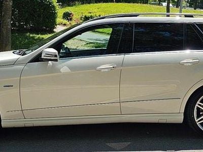 Usata Mercedes E350 Avantgarde 265 CV (194 kW) 2010 Bianco Station wagon