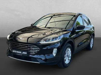 Gebraucht Ford Kuga Titanium 151 PS (111 kW) 2021 Obsidianschwarz (metallic) SUV