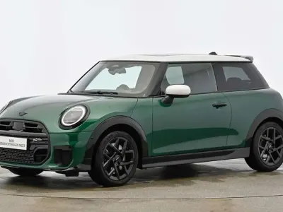 Gebraucht Mini John Cooper Works 156 PS (114 kW) 2024 Grün Kleinwagen