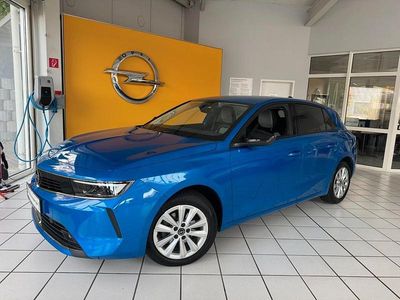 Blau Gebraucht 2023 Opel Astra Business Edition Limousine | 19.791 € (Guter Preis)