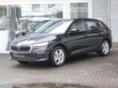 Neu Skoda Scala Selection 116 PS (85 kW) 2025 Schwarz Kleinwagen
