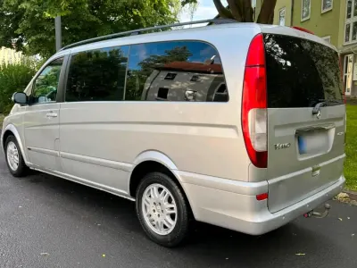 Gebraucht Mercedes Viano 150 PS (110 kW) 2026 Silber Van / Kleinbus