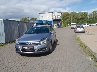 Gebraucht Opel Astra 105 PS (77 kW) 2006 Silber Limousine