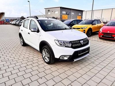 Gebraucht Dacia Sandero Essentiel 73 PS (53 kW) 2020 Weiß Limousine