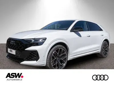 Gebraucht Audi Q8 Ambiente 600 PS (441 kW) 2025 Gletscherweiß metallic SUV