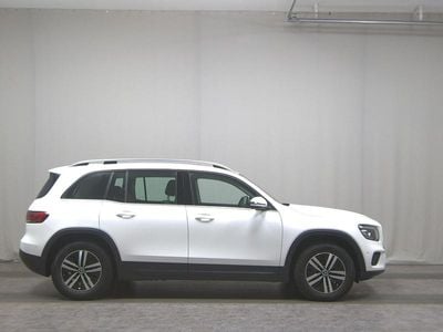 Mercedes GLB200
