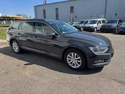 Second-hand VW Passat Comfortline 150 CP (110 kW) 2017 Gri Berlinǎ