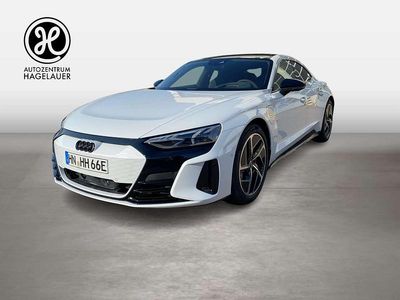 Grau Gebraucht 2022 Audi e-tron GT quattro Ambiente Limousine | 69.644 € (Fairer Preis)