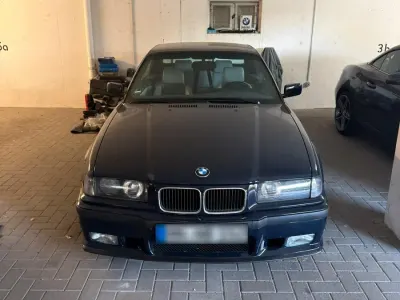 Gebraucht BMW 325 Cabriolet 192 PS (141 kW) 1993 Blau Cabrio