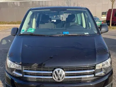 Gebraucht VW Multivan 139 PS (102 kW) 2018 Schwarz Van / Kleinbus