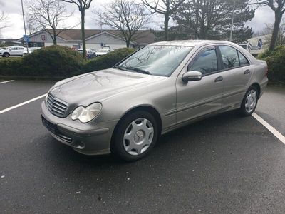 gebraucht Mercedes C200 CDi 122 PS Diesel Automatik/ TÜV 02/2026 / AHK