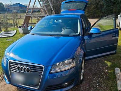 Gebraucht Audi A3 Ambiente 105 PS (77 kW) 2009 Blau Kleinwagen