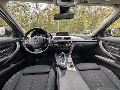 Gebraucht BMW 318 150 PS (110 kW) 2019 Schwarz Kombi