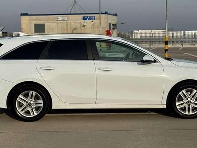 Gebraucht Kia Ceed Sportswagon Vision 136 PS (100 kW) 2021 Weiß Kombi