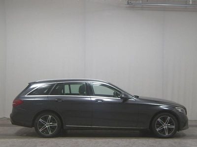 Gebraucht Mercedes C180 Avantgarde 160 PS (117 kW) 2021 Grau Kombi