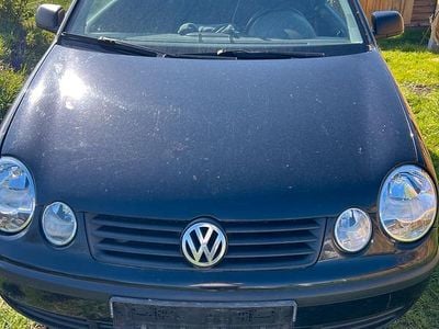 Second-hand VW Polo 55 CP (40 kW) 2003 Negru Hatchback