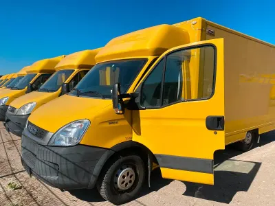 Second-hand Iveco Daily 106 CP (77 kW) 2010 Galben Van