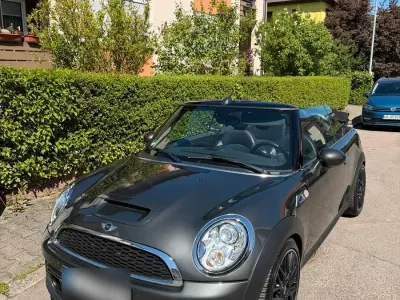 Gebraucht Mini Cooper S Cabriolet 184 PS (135 kW) 2012 Grün Cabrio
