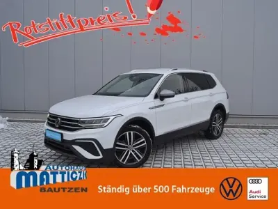 Gebraucht VW Tiguan Allspace Business 150 PS (110 kW) 2022 Pure white SUV