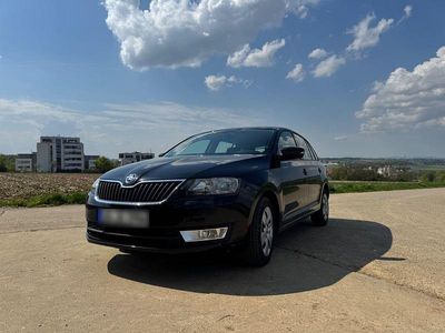 Second-hand Skoda Rapid Active 90 CP (66 kW) 2015 Negru Hatchback
