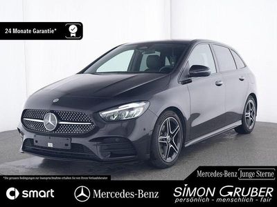 Gebraucht Mercedes B200 AMG 163 PS (119 kW) 2025 Lack kosmosschwarz (metallic) Van / Kleinbus