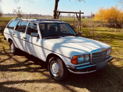 Gebraucht Mercedes 300 88 PS (64 kW) 1984 Weiß Kombi
