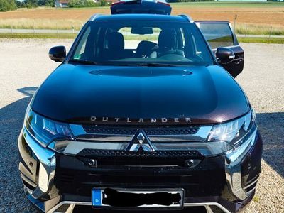 Mitsubishi Outlander P-HEV