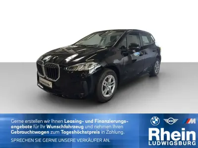 Gebraucht BMW 218 Active Tourer 136 PS (100 kW) 2023 Schwarz Van / Kleinbus