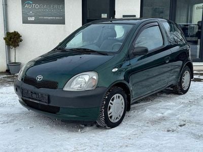 Gebraucht Toyota Yaris 68 PS (50 kW) 2000 Grün Kleinwagen