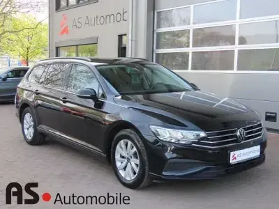 Gebraucht VW Passat Basis 122 PS (89 kW) 2022 Deep black Kombi