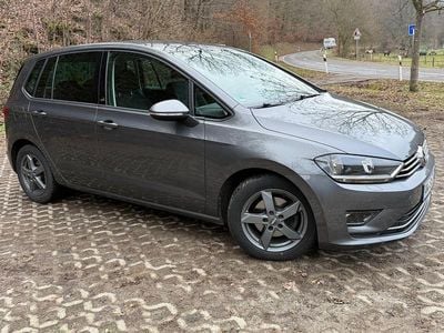 Usado VW Golf Sportsvan Sound 150 HP (110 kW) 2017 Cinzento Monovolume