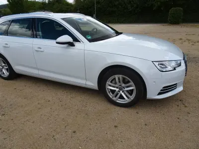 Gebraucht Audi A4 Sport 190 PS (139 kW) 2017 Weiß Kombi